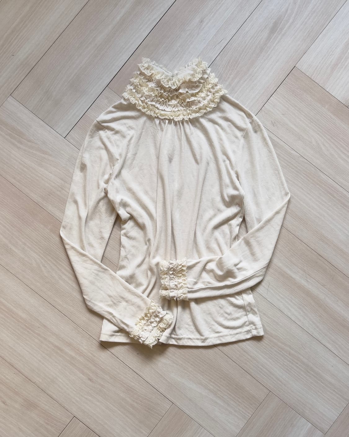 [Sevradical] Ruffled High Neck Long Slee 상품이미지1