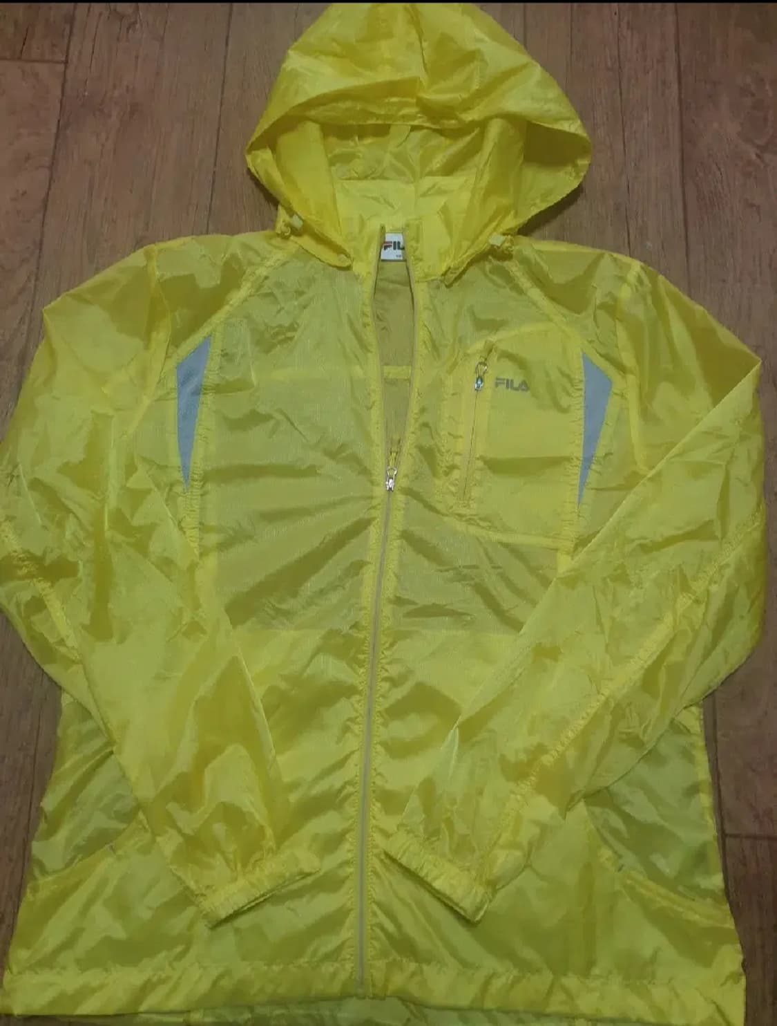 필라 바람막이 100 사이즈입니다 상품이미지2