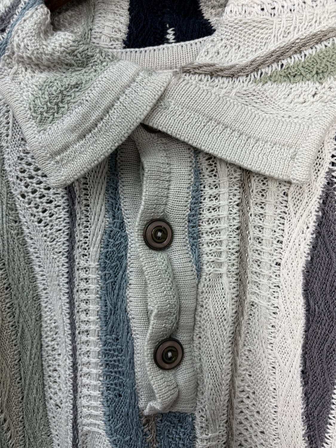 쿠지 3D 케이블 데미지 버튼 반팔니트 A3656 상품이미지4