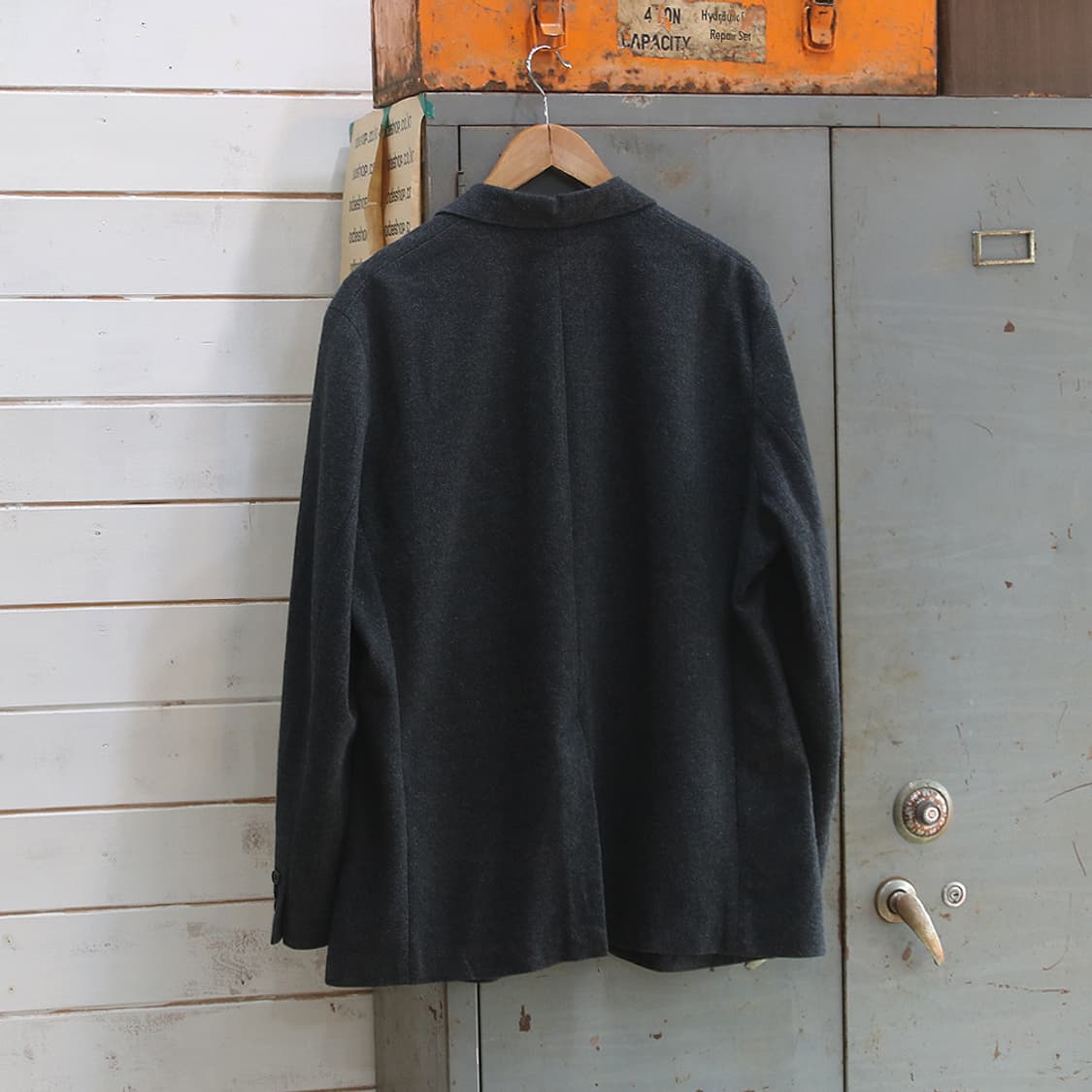 (착용컷) 유니클로 헤링본 블레이져 (남성용 XL) 상품이미지2