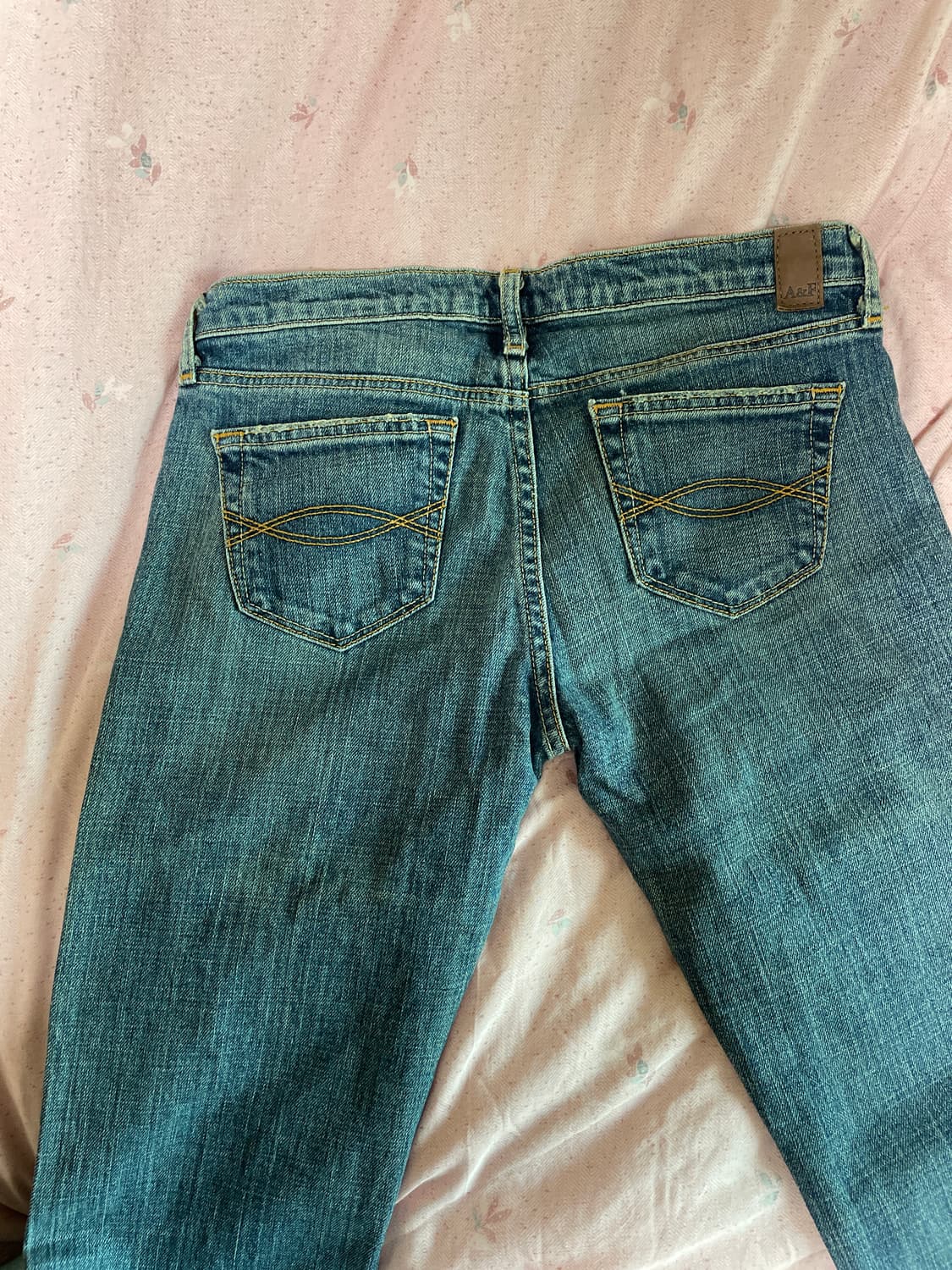 아베크롬비 로우라이즈 부츠컷데님 상품이미지4