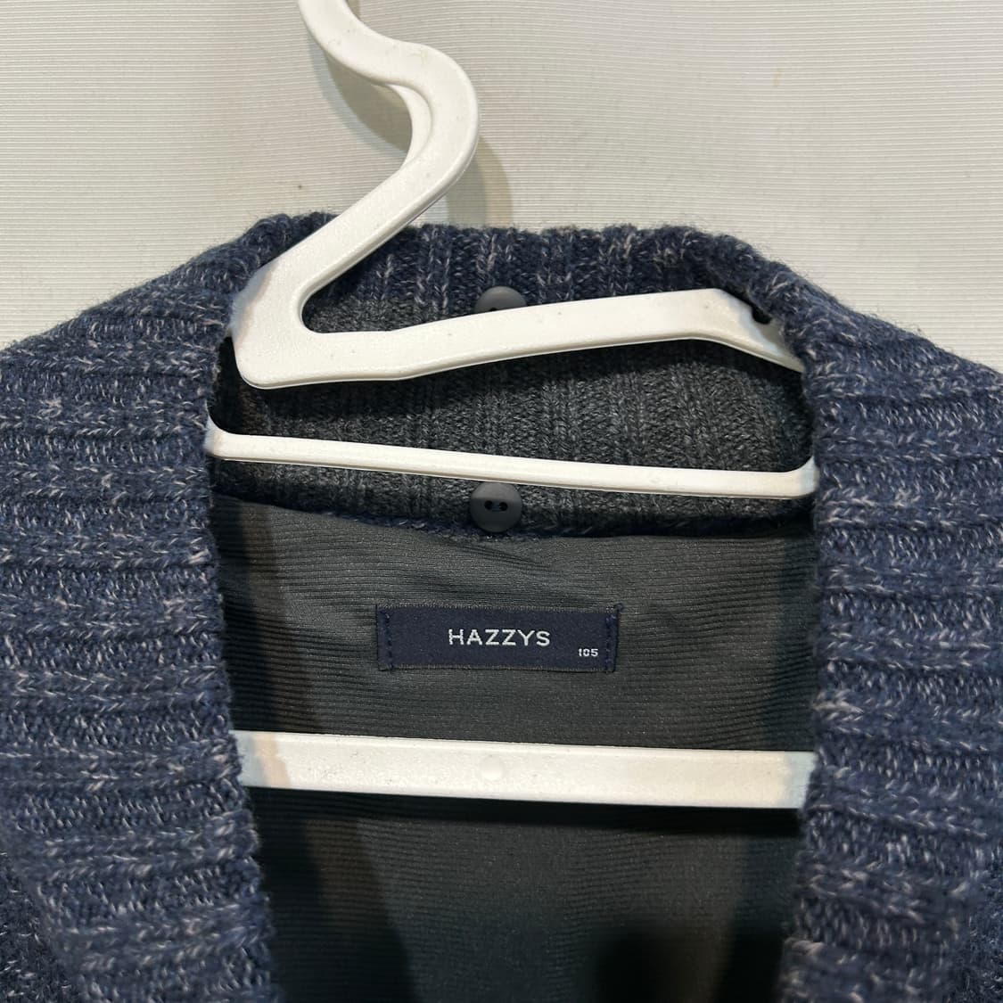 헤지스 남성 방풍 니트 105 상품이미지2