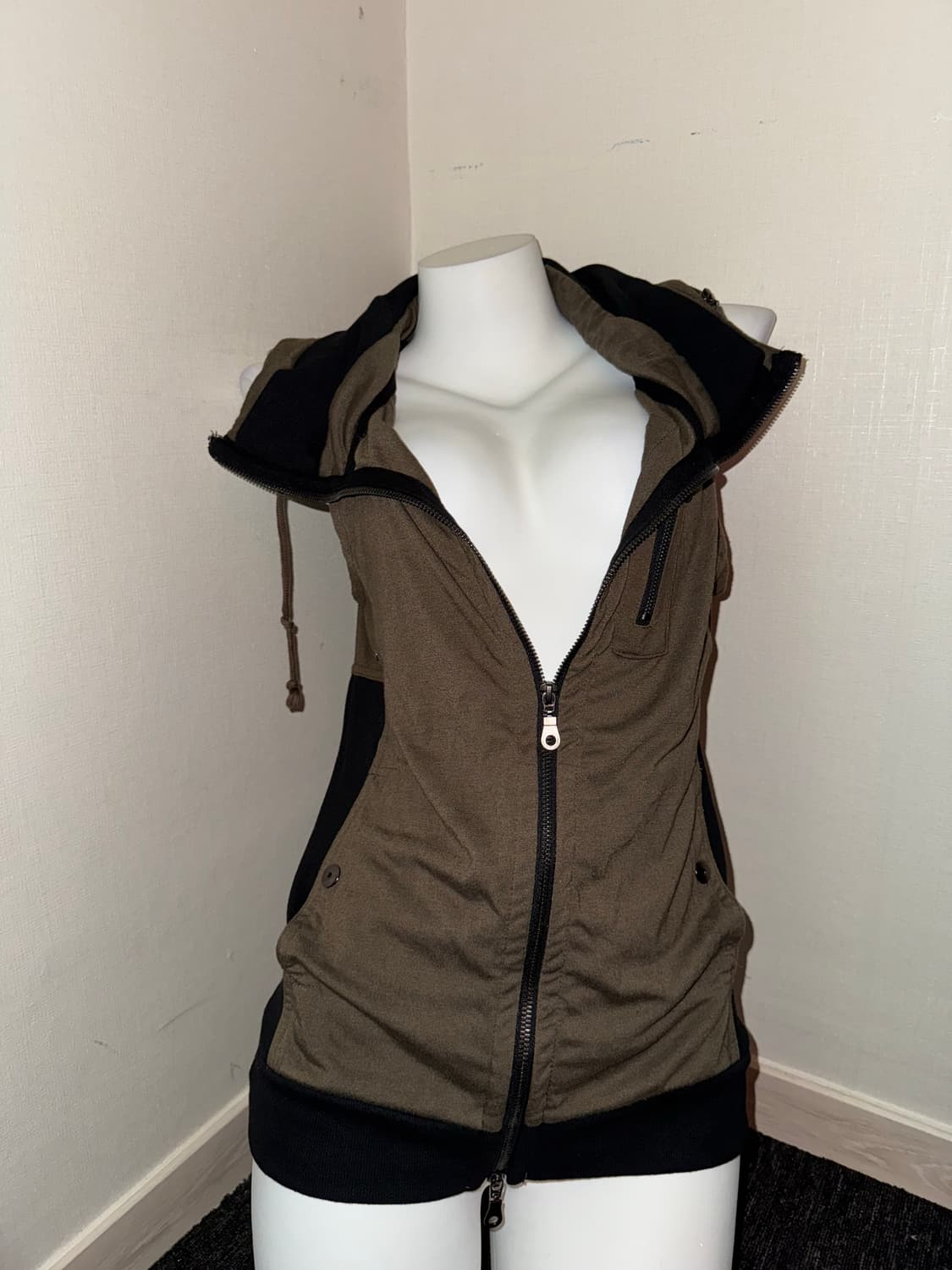 In The Attic vest zip-up 상품이미지7
