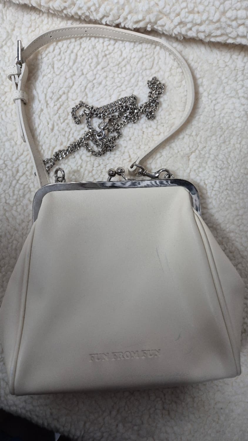 펀프롬펀 체인 미니크로스백  상품이미지2