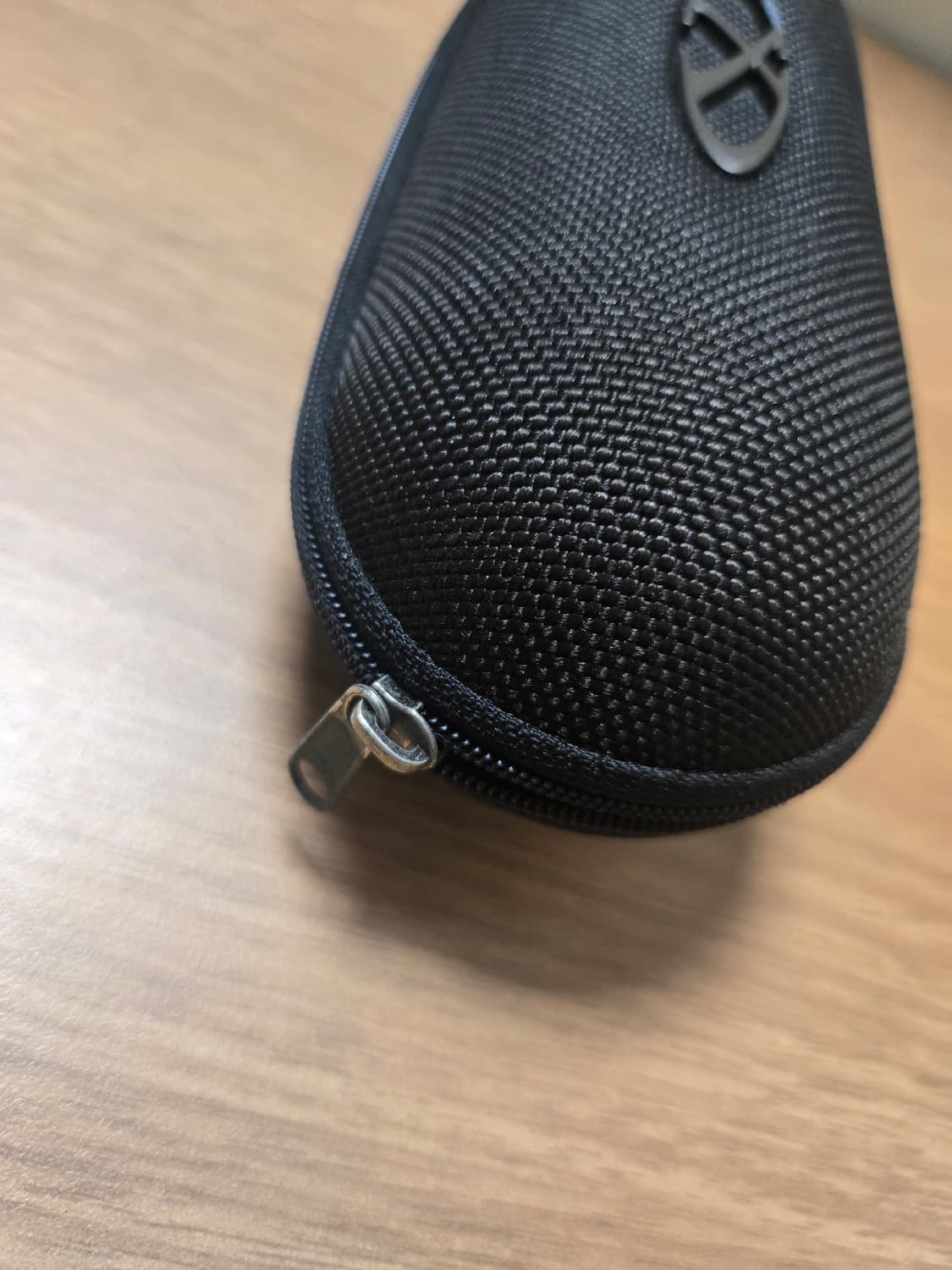 오클리 엑스메탈 케이스 상품이미지1