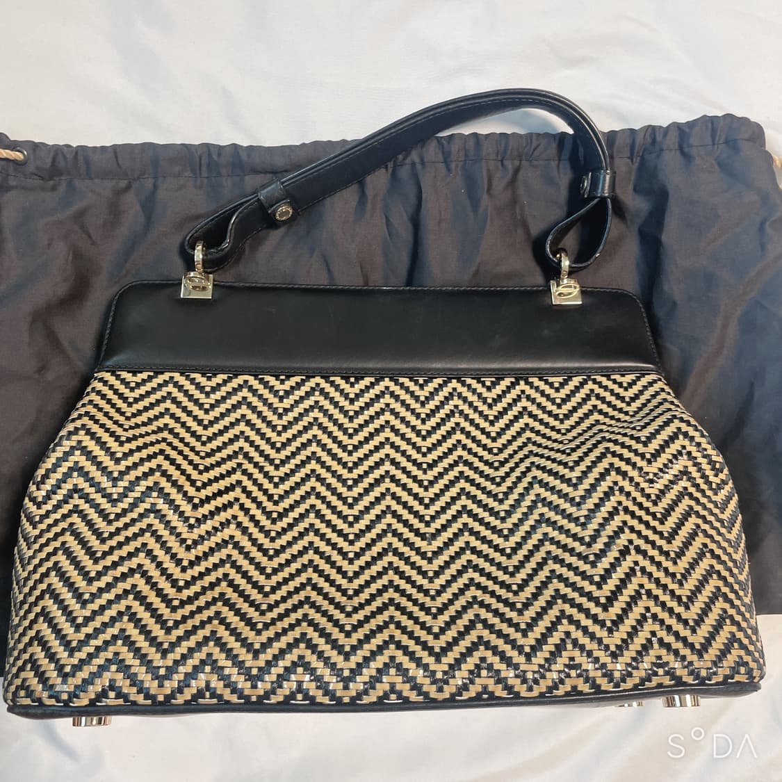 불가리 이사벨라 로셀리티 토트백 상품이미지4