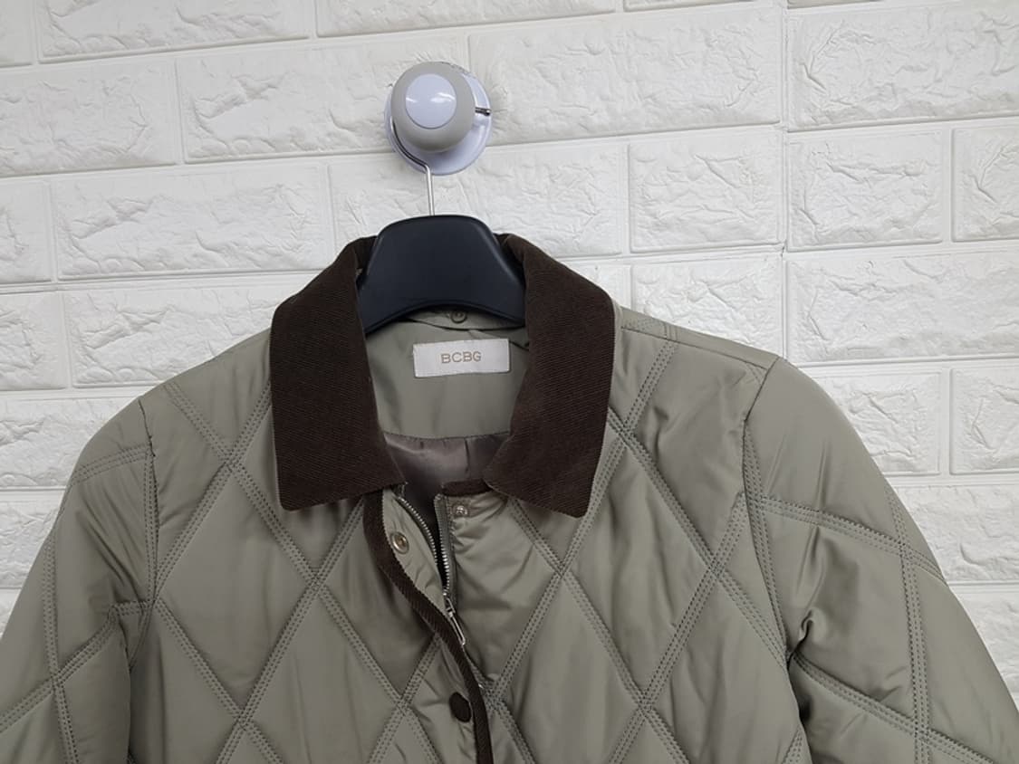 BCBG 누빔 자켓 55 (봄자켓 카라 탈부착가능) 상품이미지3
