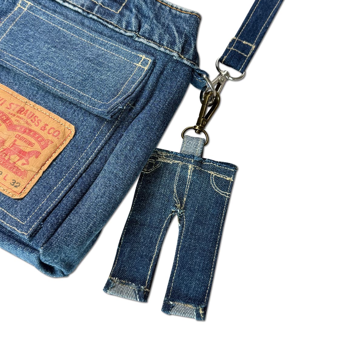업사이클링 미니 데님팬츠 키링 상품이미지3