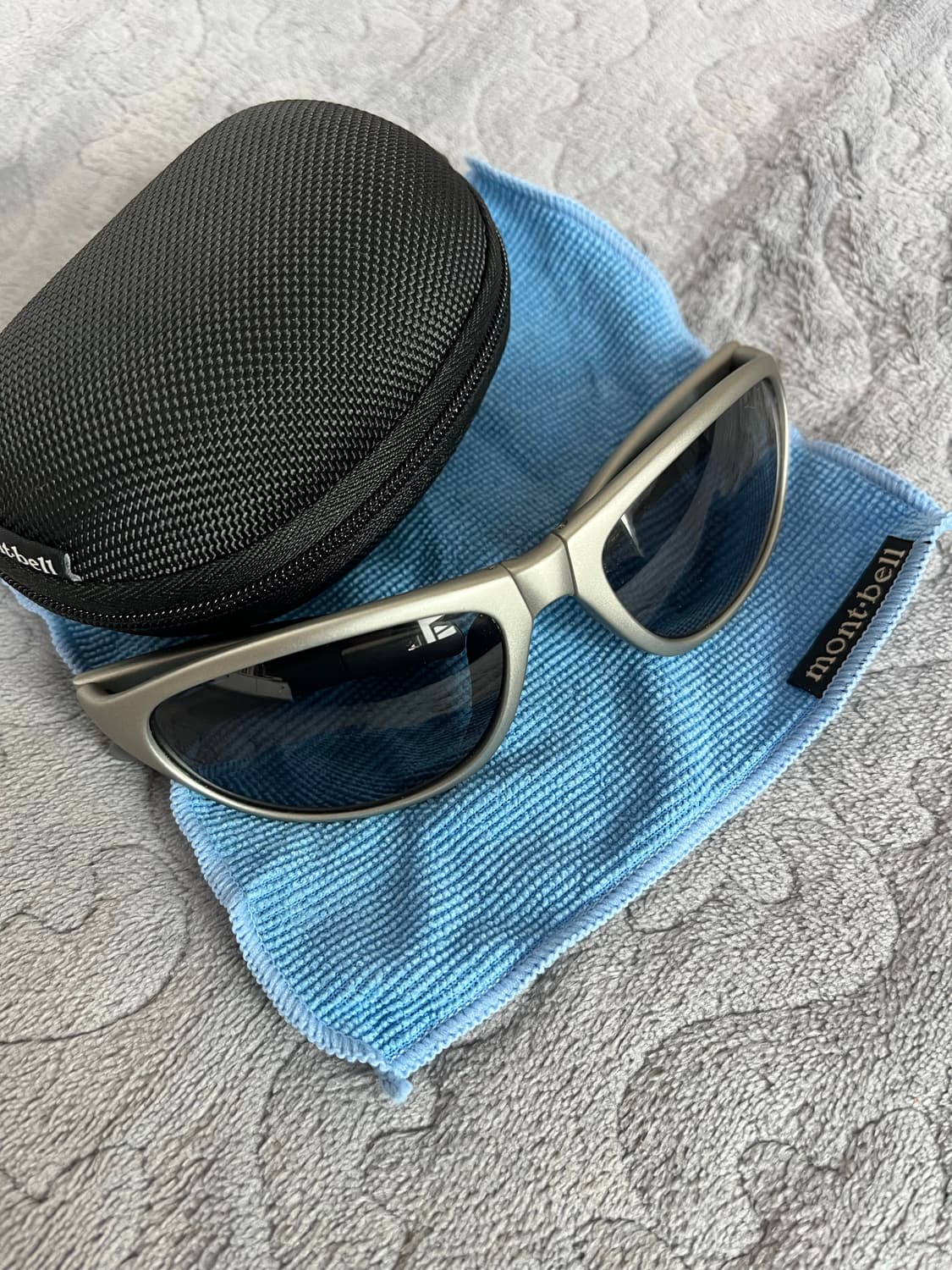 몽벨 편광 트래킹 선글라스 실버 접이식 폴더블 제니 안경 썬글라스 상품이미지2