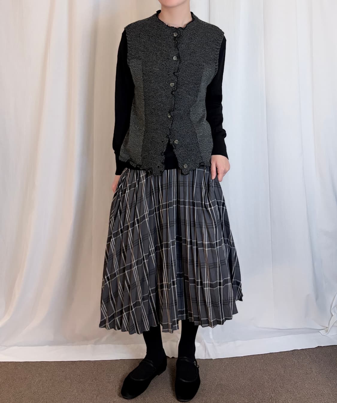 Checked Pleated Long Skirt – Dark Grey 상품이미지2