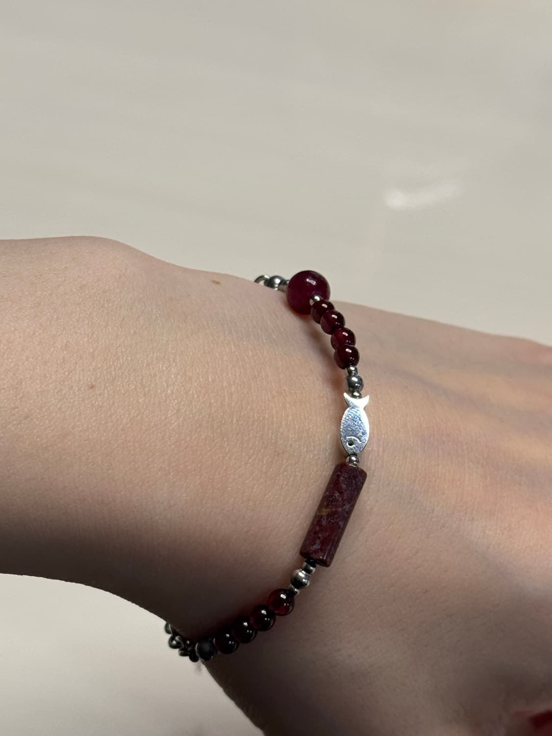 (핸드메이드) 천연석 가넷 물고기 체인팔찌 상품이미지2