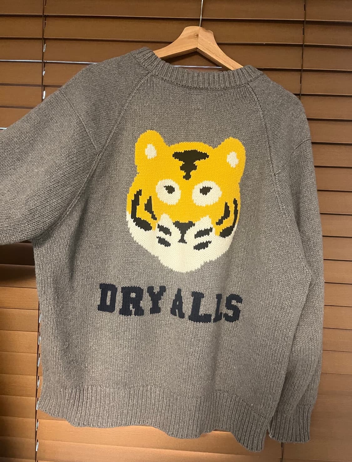 XL , 2회착용) 휴먼메이드 레글런니트 상품이미지1