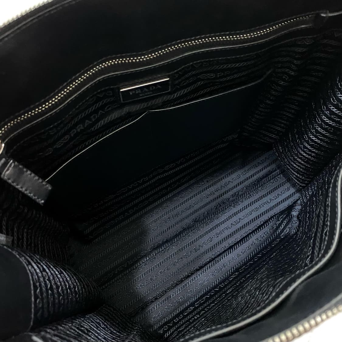 프라다 사피아노 레더 삼각로고 남성 토트백 서류가방 블랙 2VG078 상품이미지9