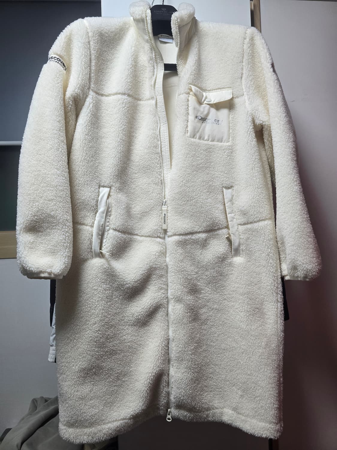 디스커버리 롱뽀글이자켓 상품이미지1