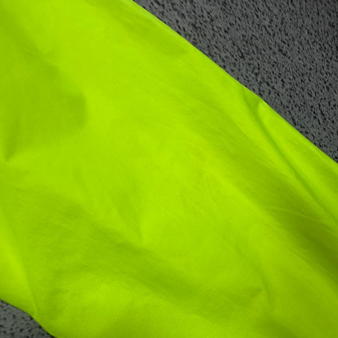 ✨ (바배) 나이키 네온 형광 윈드러너 바람막이  상품이미지6