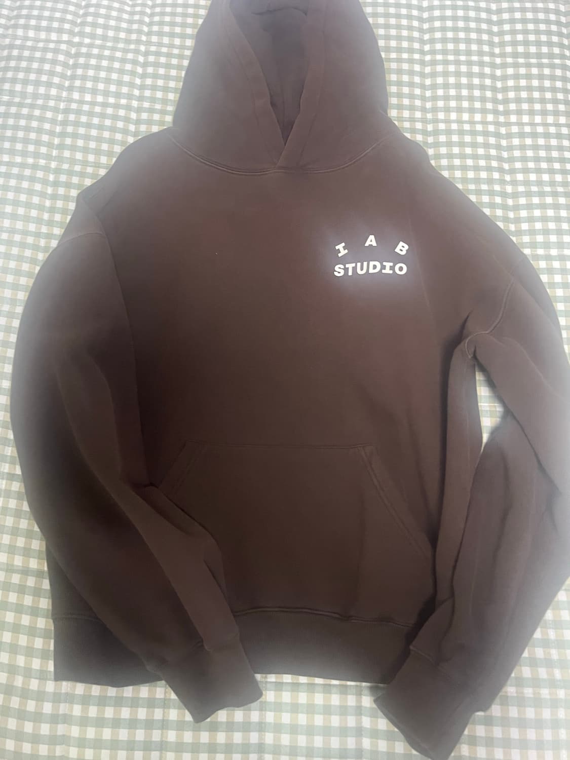 아이앱스튜디오 후드 브라운 L 상품이미지1