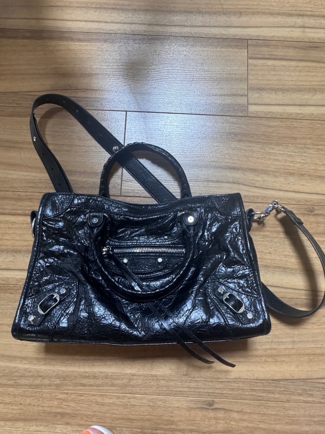 발렌시아가 르시티 백 스몰 블랙 상품이미지2