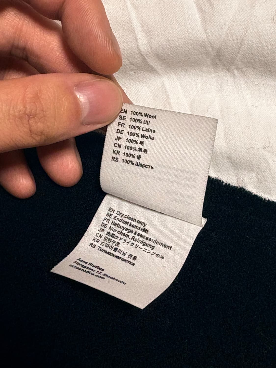 아크네 머플러 블랙 상품이미지2