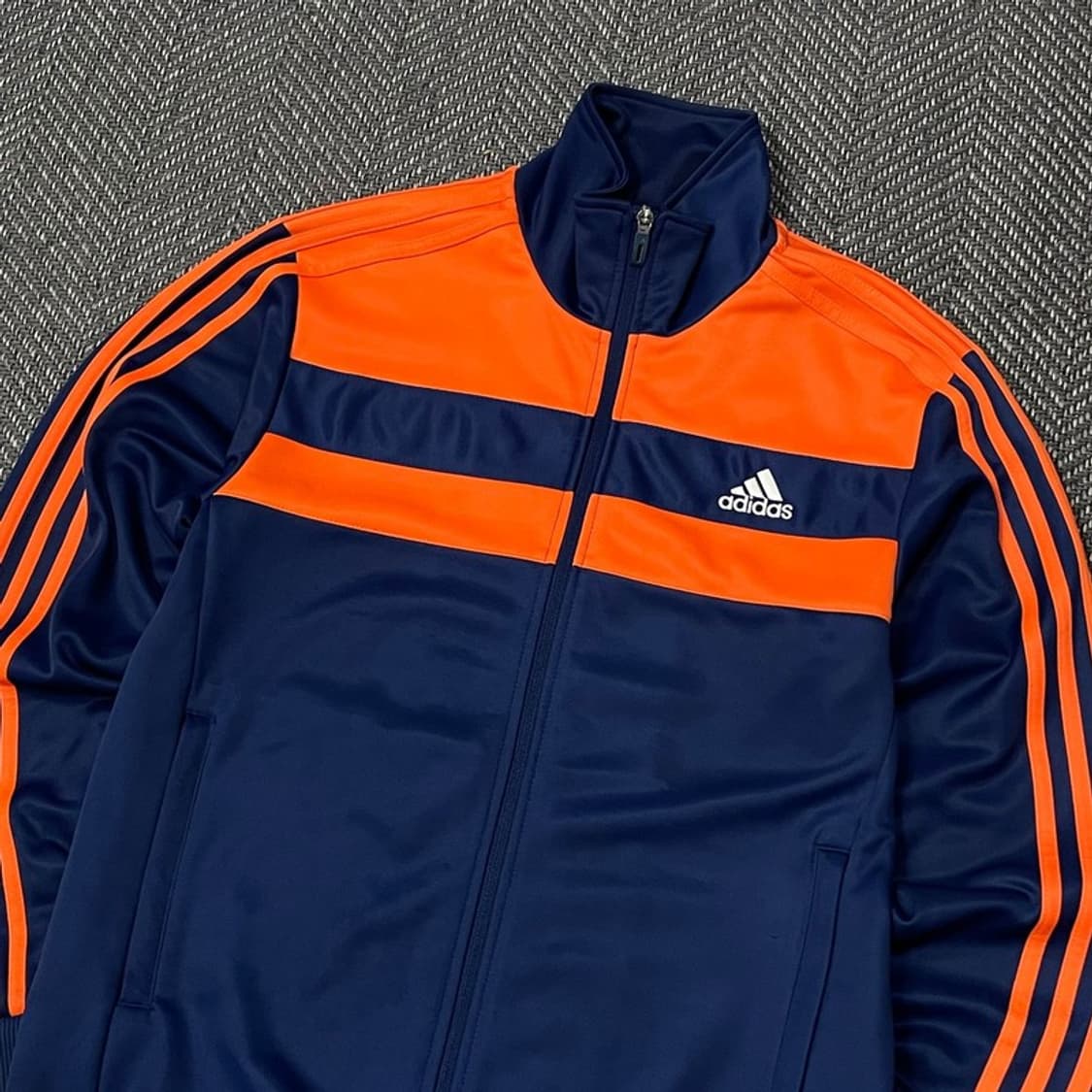 아디다스 배색 트랙탑 v0152 상품이미지3