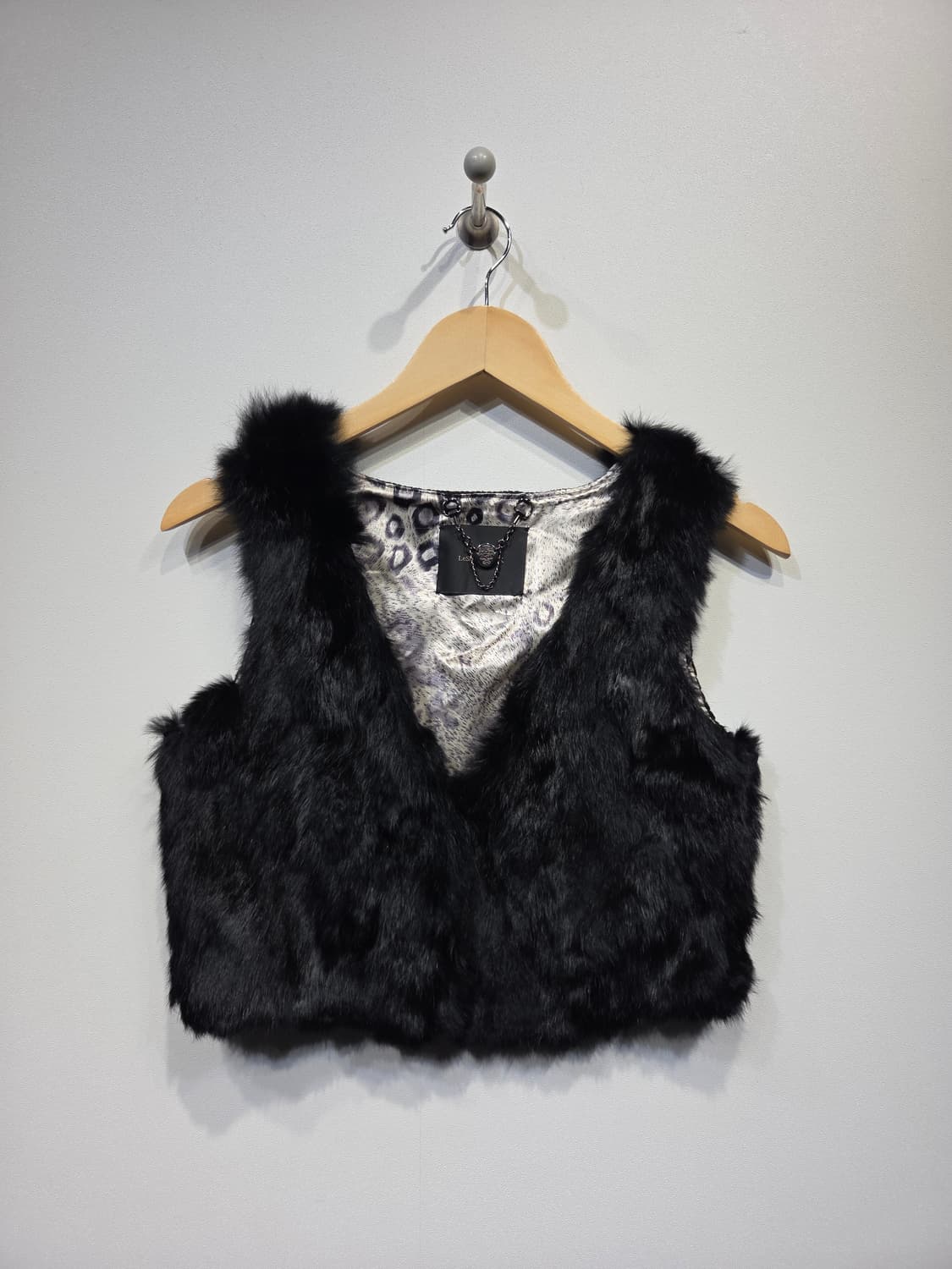 르샵 블랙(LeShop BLACK) 래빗퍼 니트 배색 베스트 상품이미지2