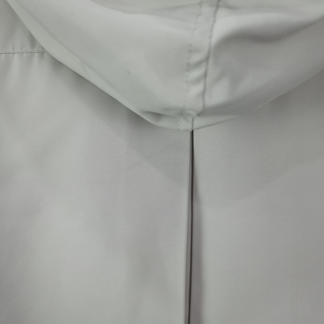 [유니클로 X 화이트마운티니어링] 오버핏 후드 경량 패딩 M18000 상품이미지9