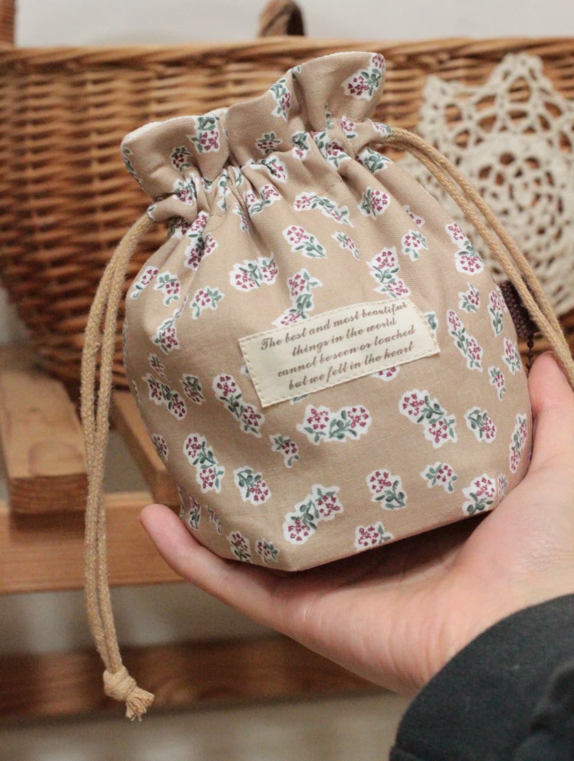 핸드메이드 베이지 육각형 스트링 파우치 상품이미지5