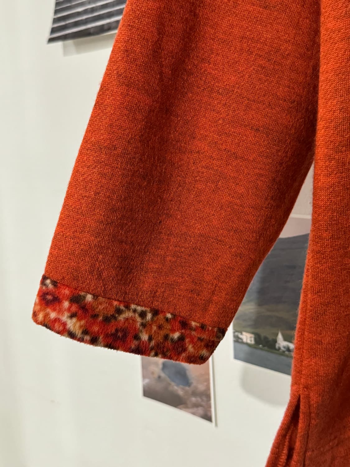 플라워 로고 기모 티셔츠 상품이미지5