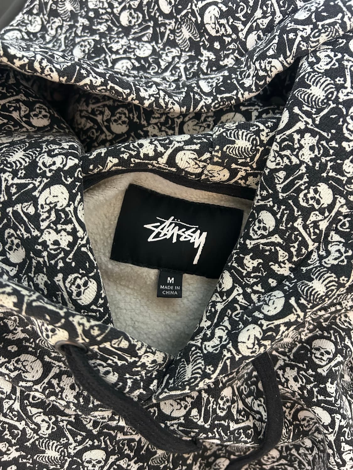 스투시 스컬 후드 상품이미지2