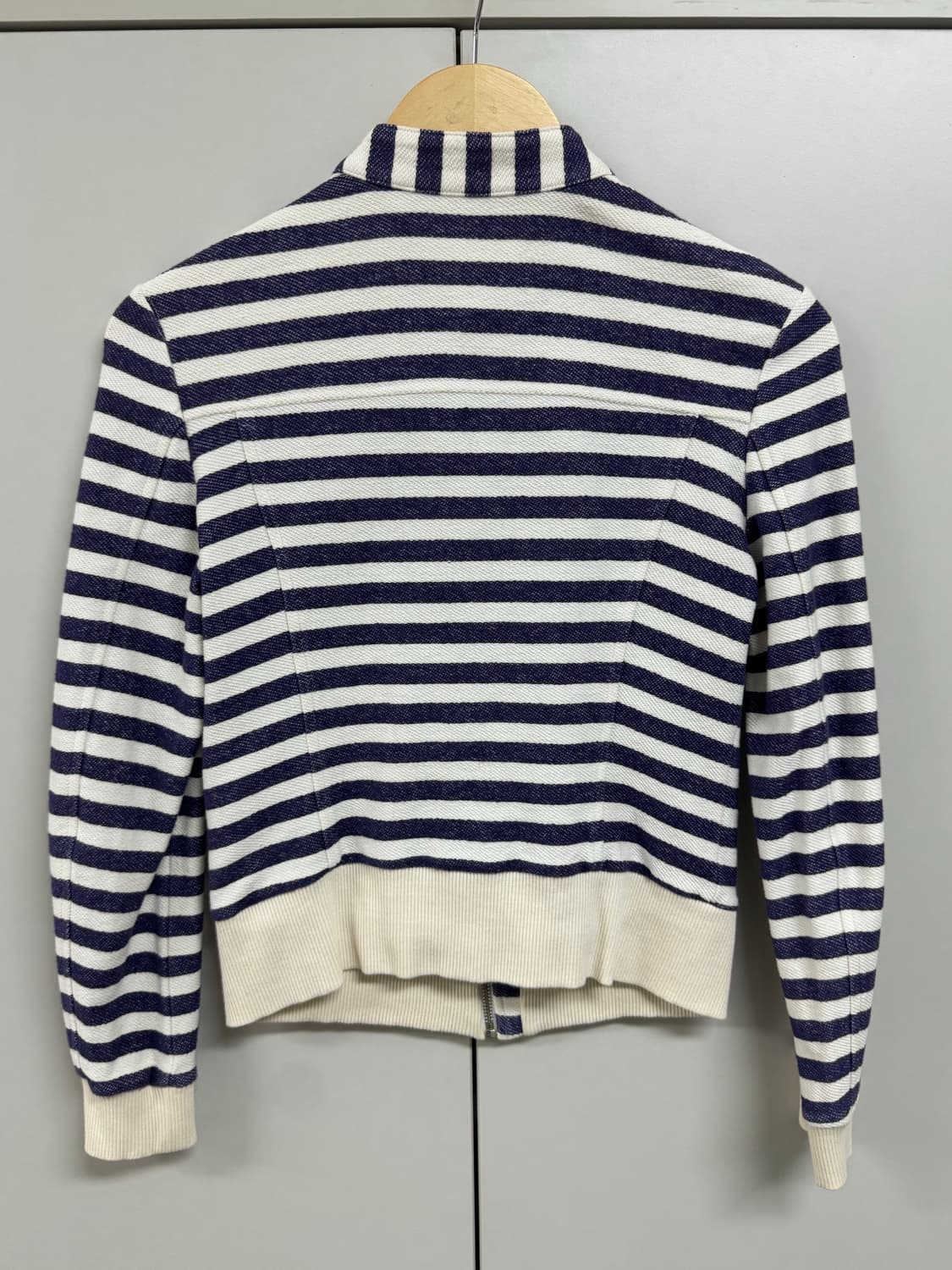 모스키노 스트라이프 집업 상품이미지10