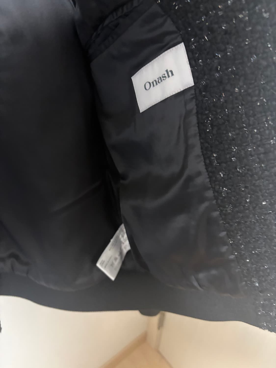 온애쉬 트위드자켓 판매합니다 상품이미지3