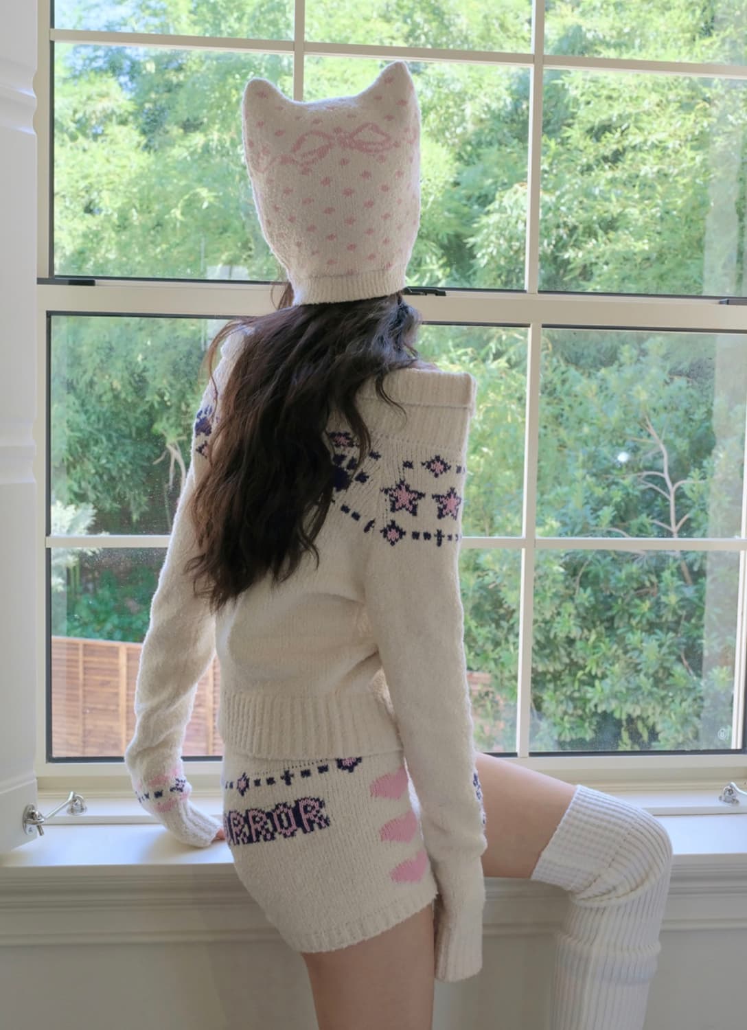 NONUTS 니트 스웨터 자카드 리본 오프숄더 긴팔 스웨터 + 숏팬츠 상품이미지3