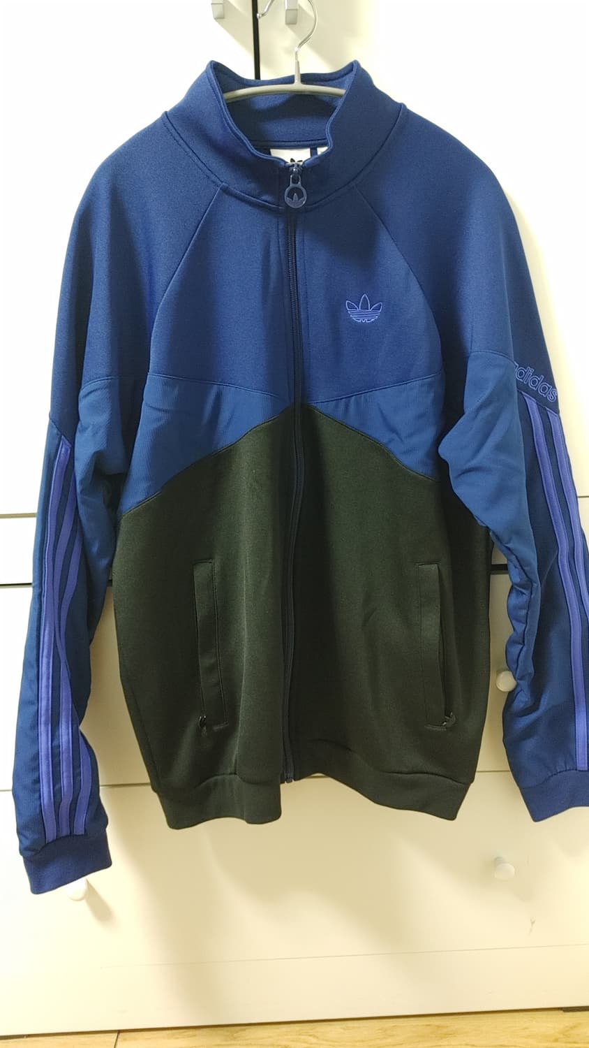 아디다스 블루/블랙 컬러 트랙탑 XL 상품이미지1