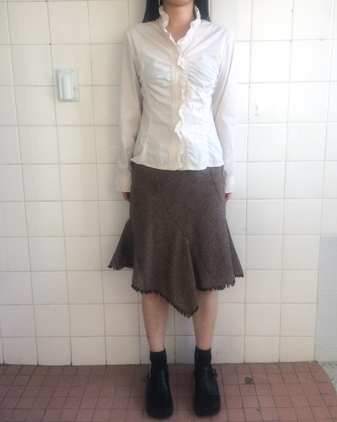 Woolen fringe unbalanced midi skirt 상품이미지4