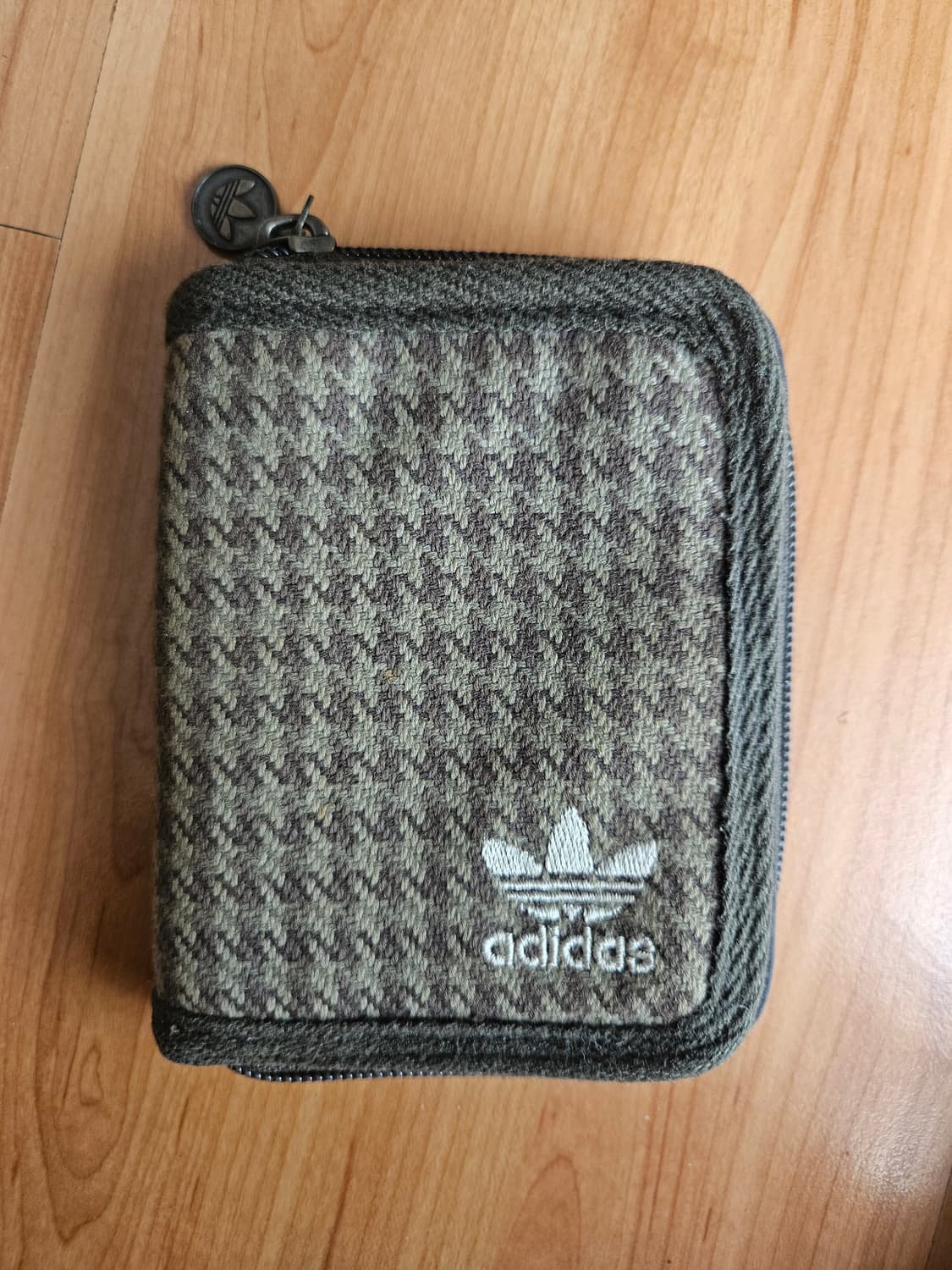 아디다스 하운드투스 지갑 상품이미지1