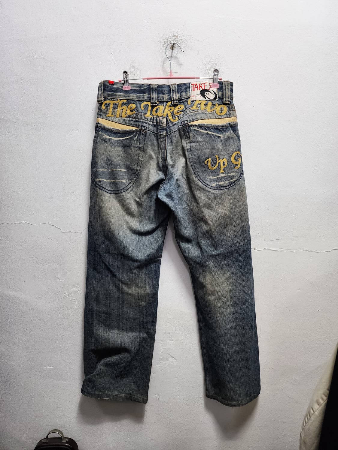 TAKE TWO 가죽배색 자수레터링 올드스쿨 청바지 상품이미지1