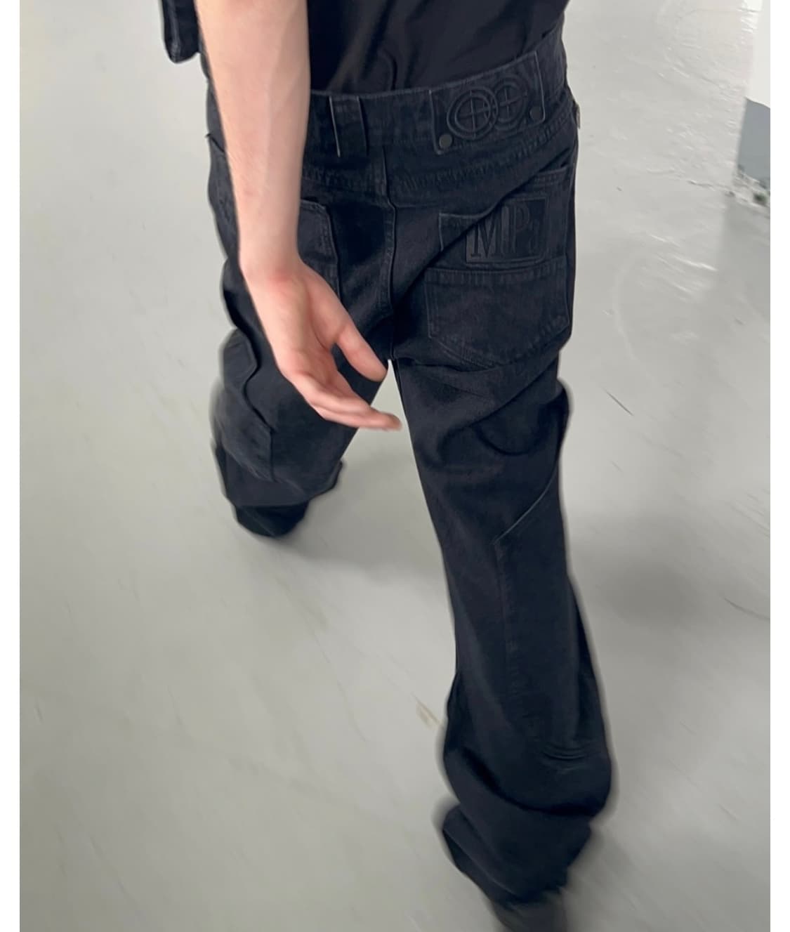 플라스틱 프로덕트 MPa CALF POCKET PANTS 상품이미지1