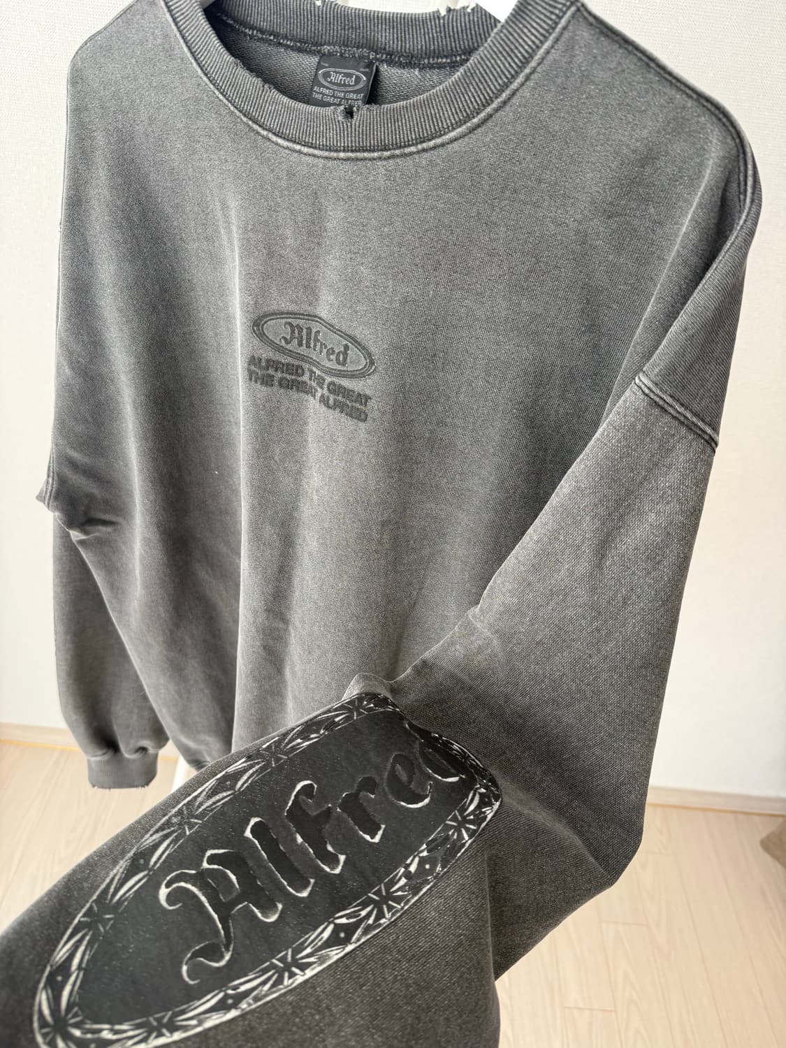 헤리티지플로스 Alfred 라인 맨투맨 (L) 상품이미지5