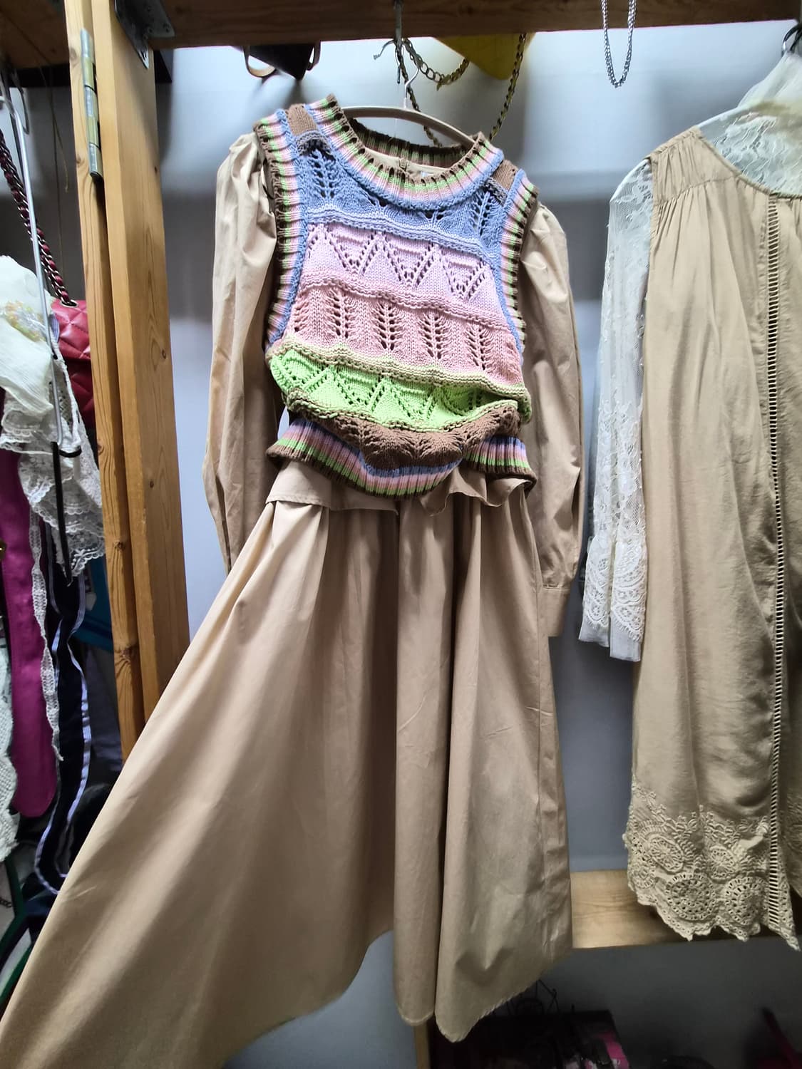 새옷) ab.plus 바스락 원피스. 자라 솜사탕 컬러 니트. 상품이미지1