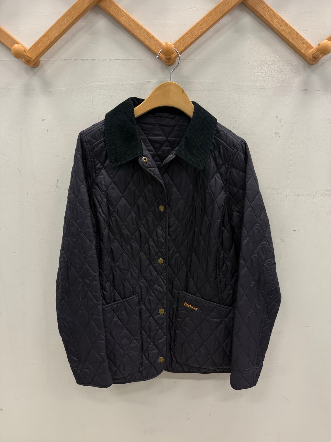 Barbour 아난데일 퀼트 자켓 (네이비) 여성용  상품이미지1