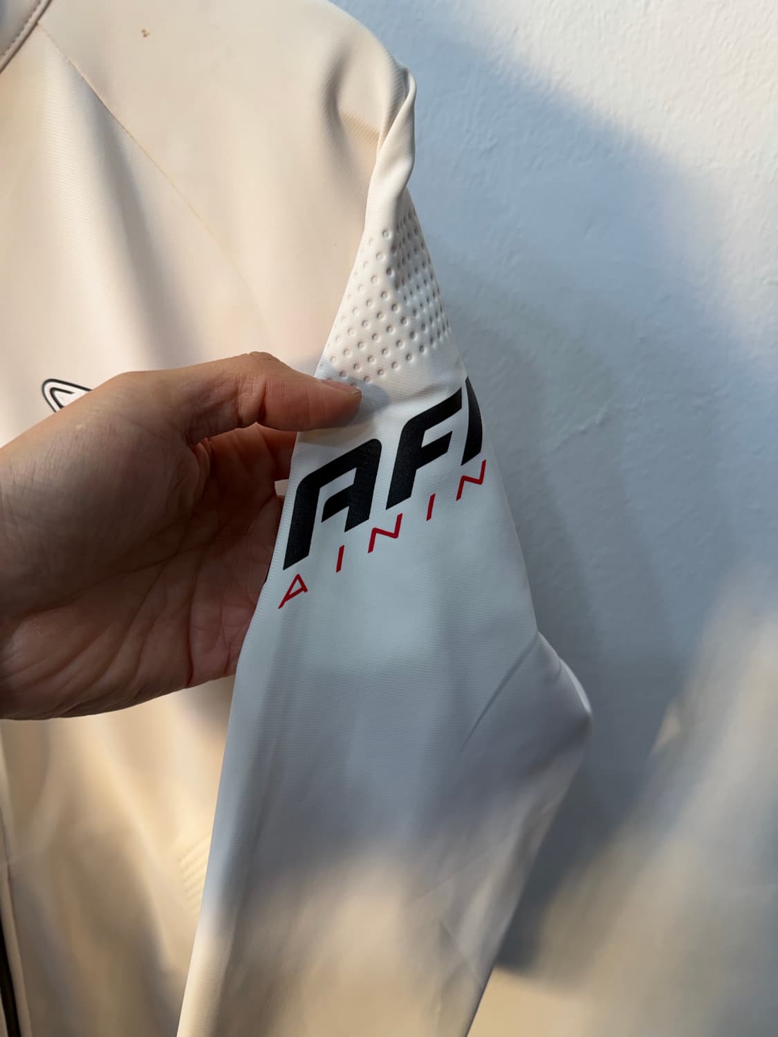 정품) 다이나핏 남성 집업 100 상품이미지4