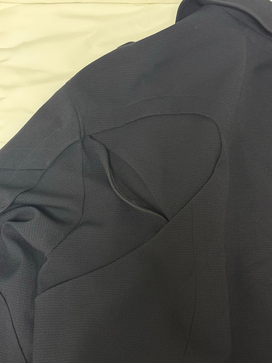 쿠어 (coor) 트위스트 패널드 블루종 점퍼 (워시드블랙) 상품이미지6