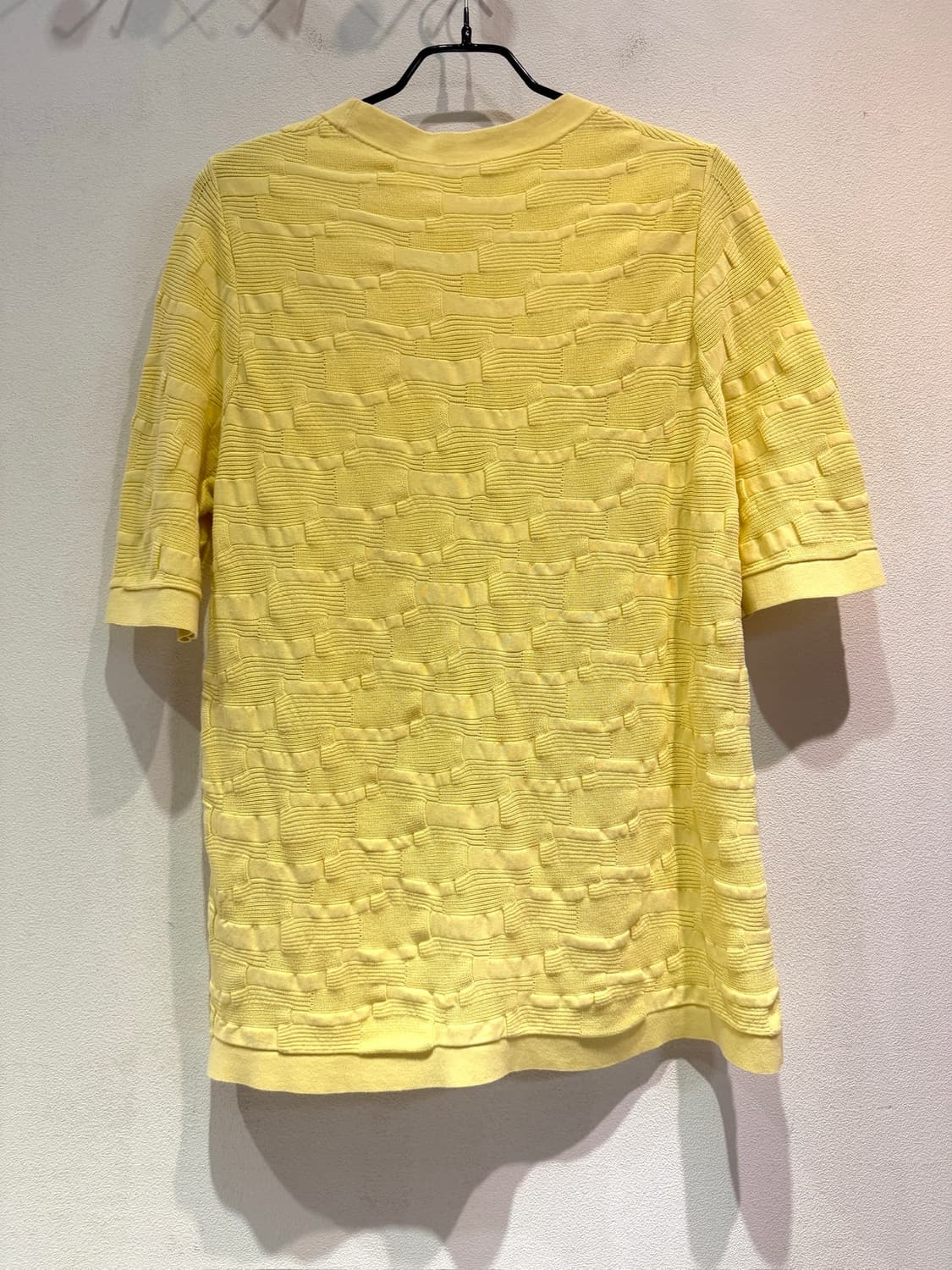 COS Yellow T-Shirt 상품이미지2