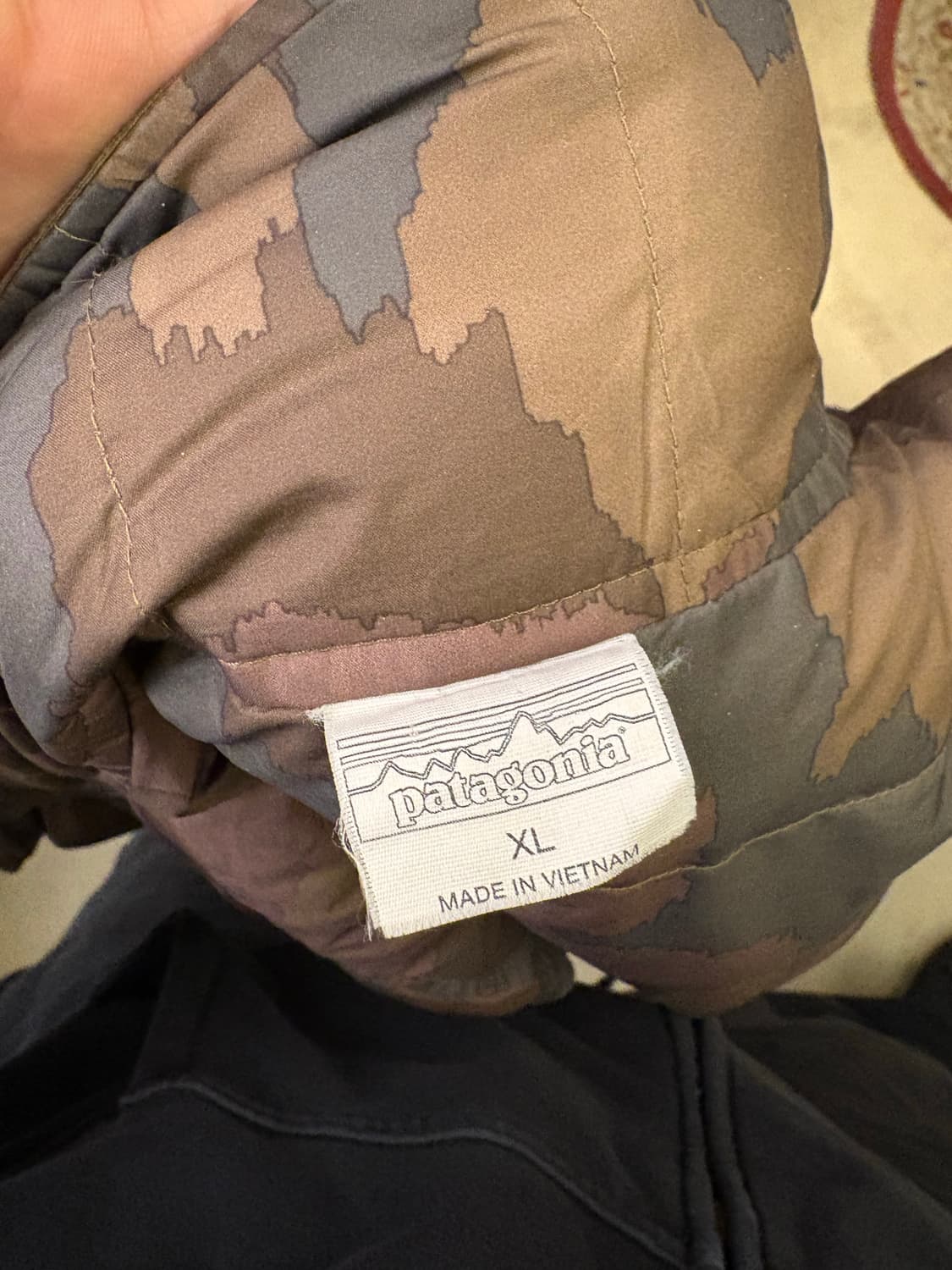 파타고니아 리버시블 패딩조끼  상품이미지4