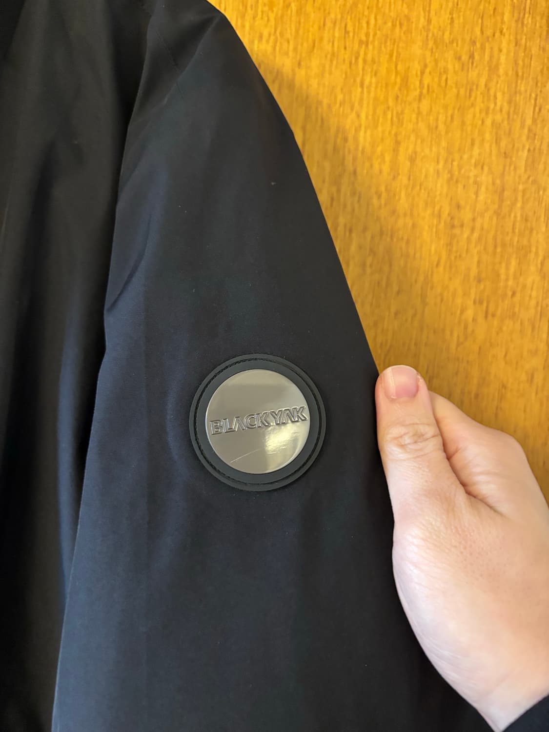 블랙야크 고어텍스 블랙 패딩 자켓 상품이미지4