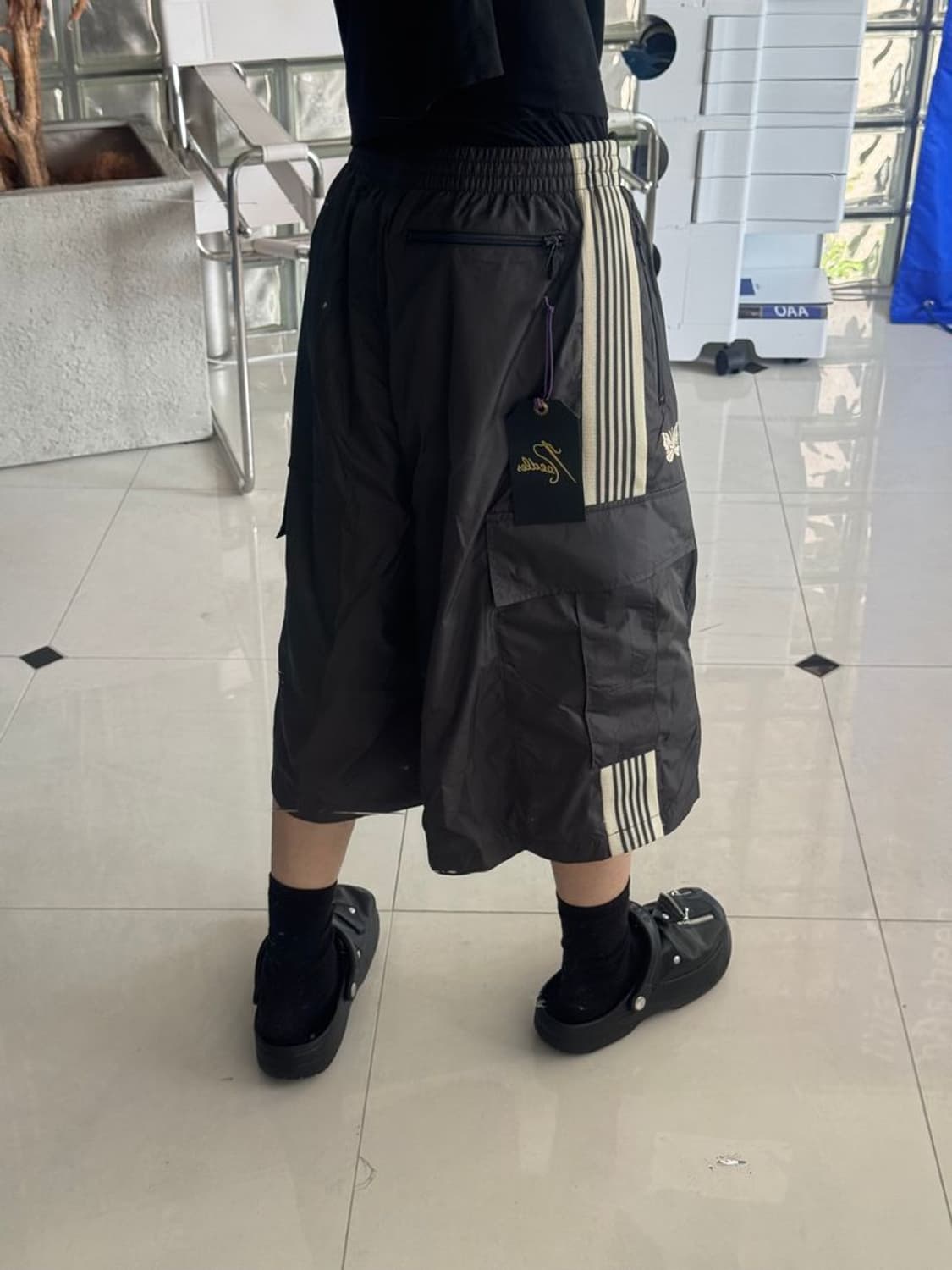 TRACK SHORT PANTS 트랙 반바지 상품이미지2