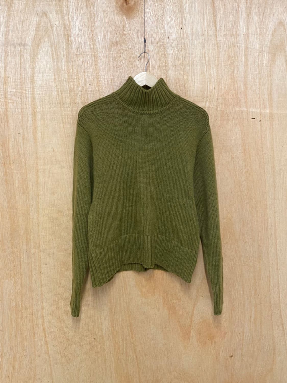 JW ANDERSON x UNIQLO turtleneck knit 상품이미지3
