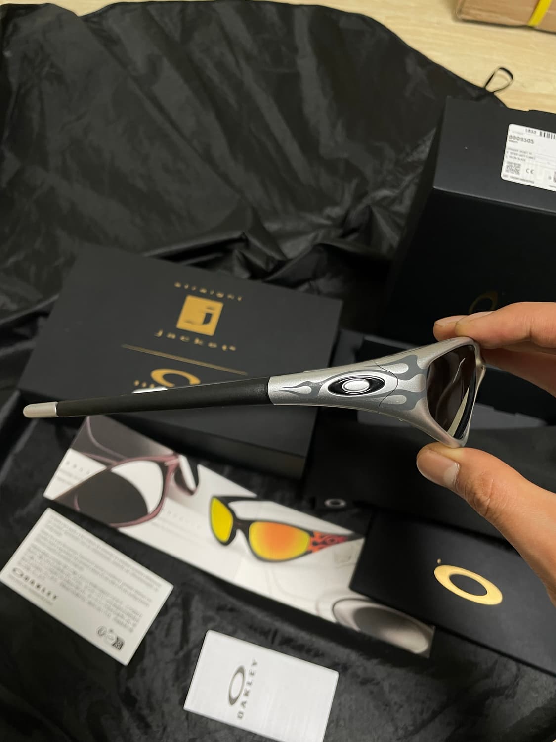 오클리 MUZM 스트레이트 자켓 99 X-실버 플레임 프리즘 블랙 상품이미지3