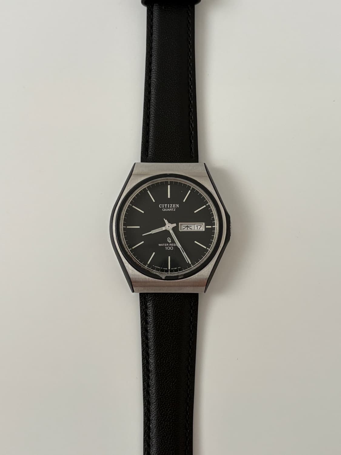 80s CQ black dial silver quartz  상품이미지4