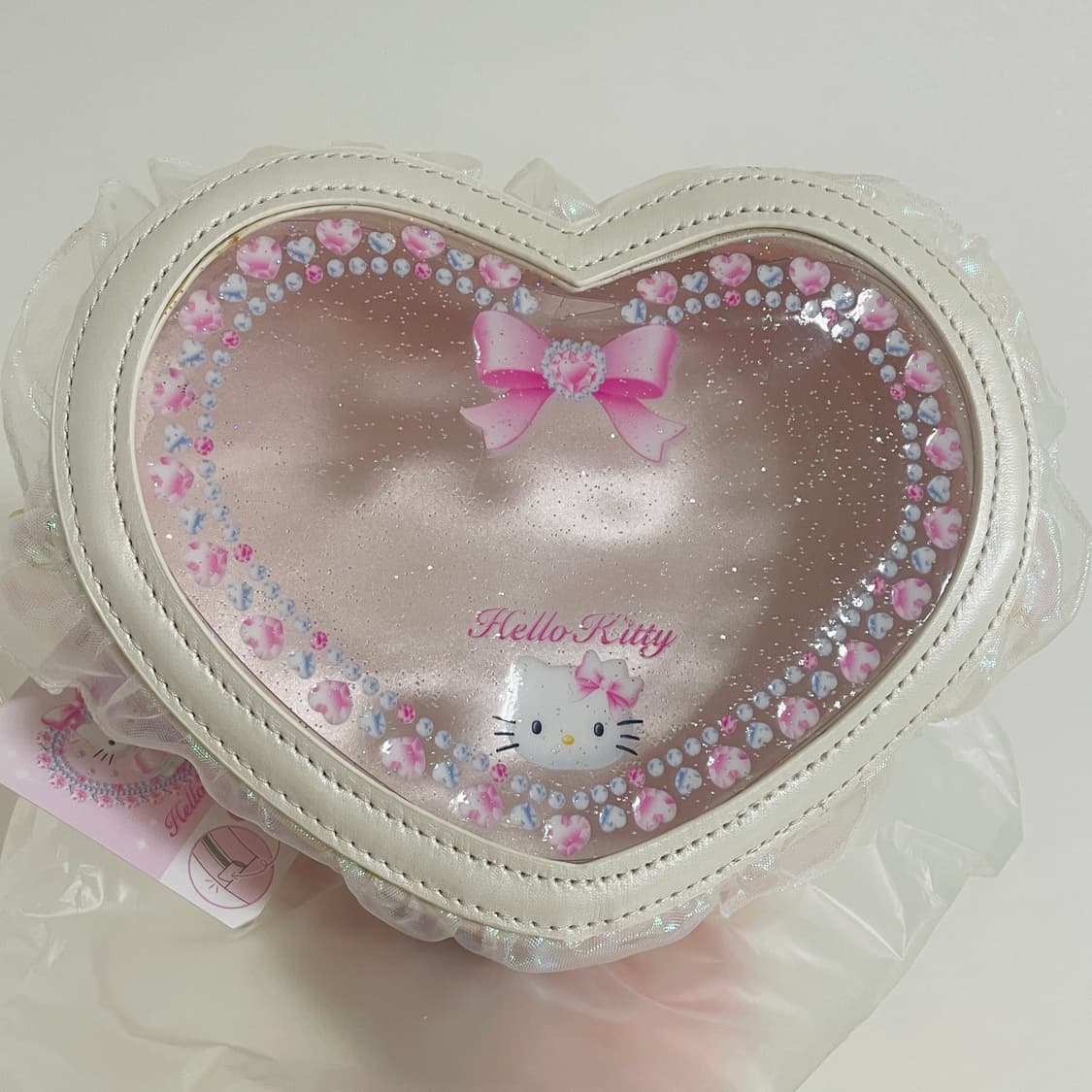 헬로키티 하트모양 프릴 파우치 y2k 상품이미지1