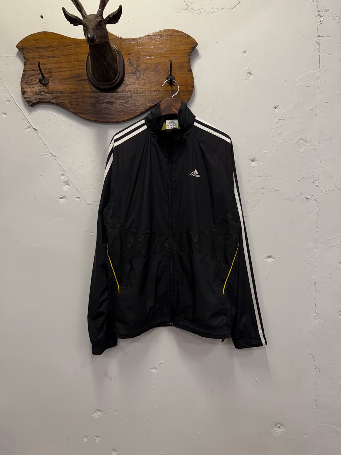 (L) Adidas 아디다스 3-Stripes Mesh Lined Win 상품이미지2